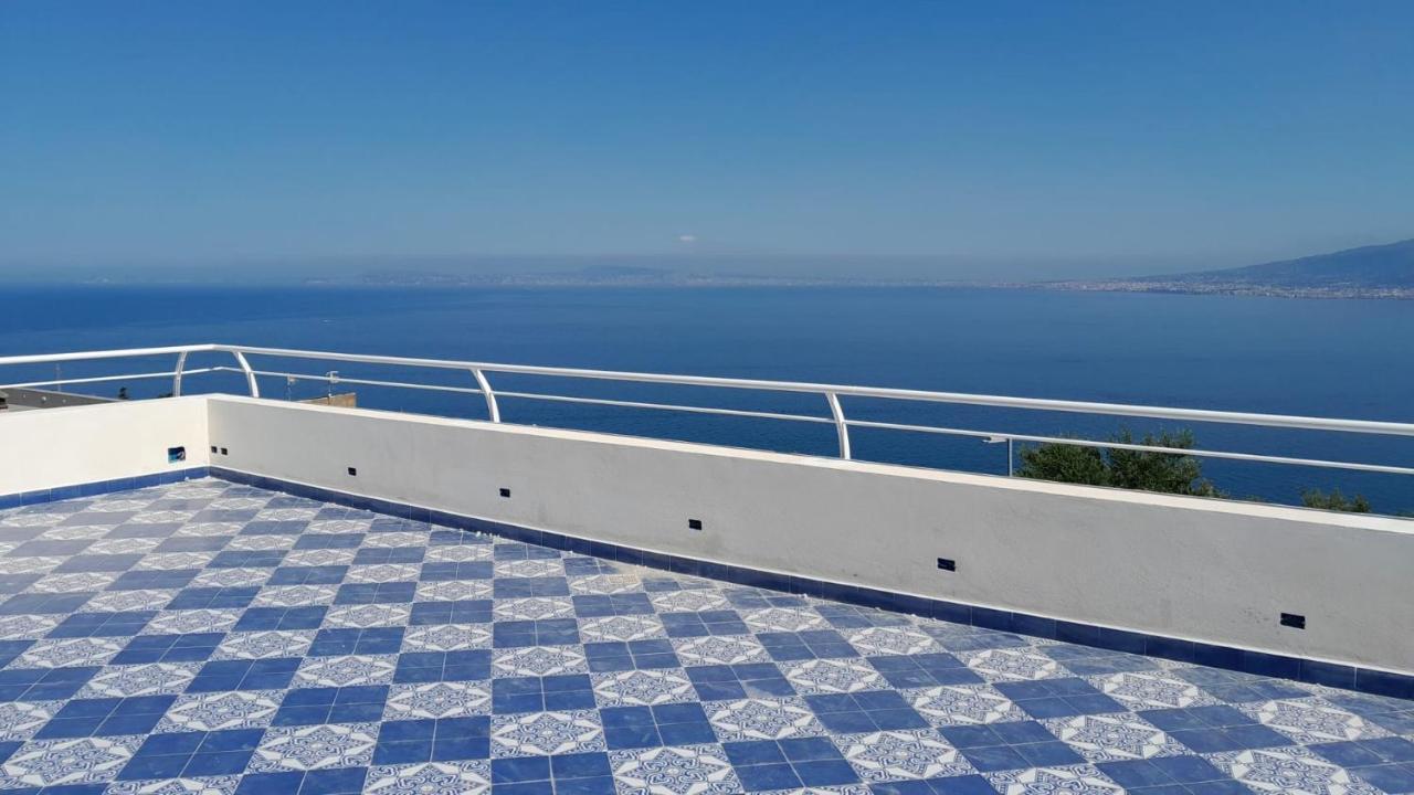 Blue 51 Apartment Vico Equense Bagian luar foto