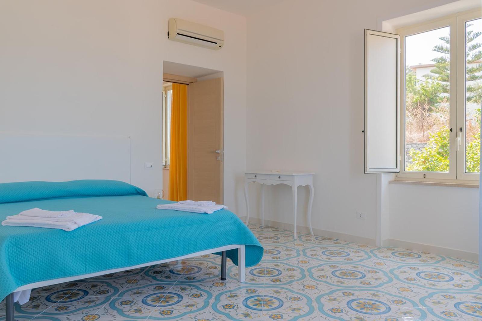 Blue 51 Apartment Vico Equense Bagian luar foto